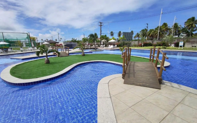 Flat de 1 quarto - Muro alto Condomínio Clube