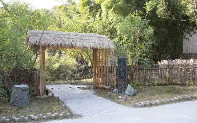 Habitat Creek Villa