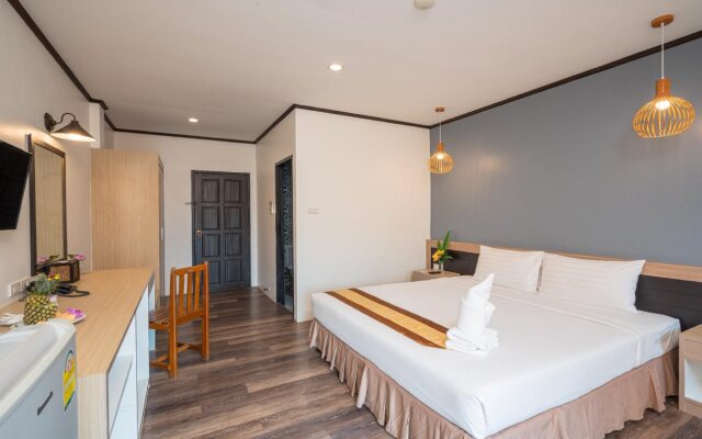 SB Living Place Hotel Phuket Town