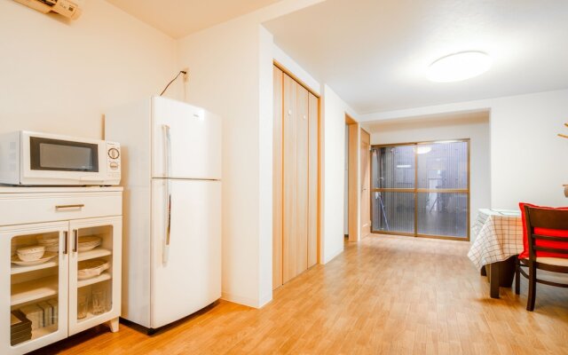 Sakuragawa no Waho House