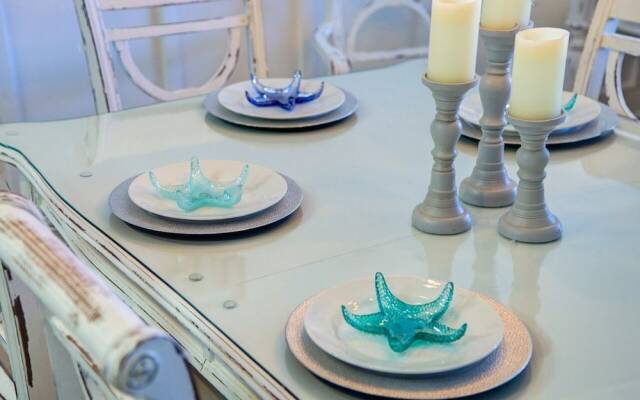 Azure 212 4 Bedroom Condo