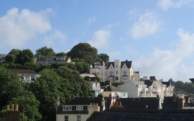 Sarum Hotel