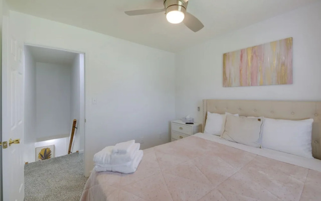 Family-friendly Indianapolis Home w/ Fenced Yard