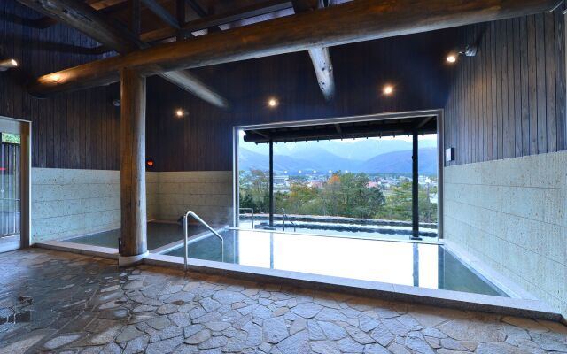 Hakuba Highland Hotel