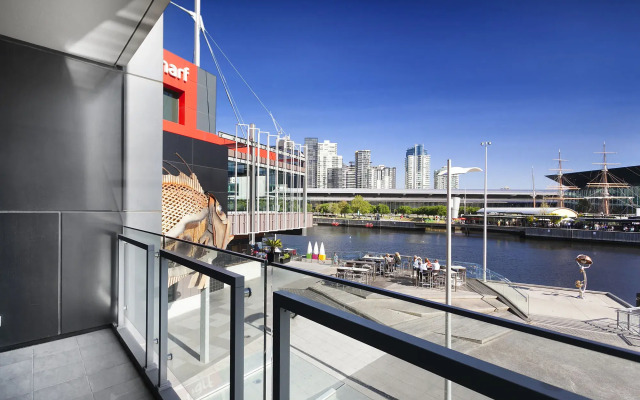 Melbourne Holiday Apartments Flinders Wharf