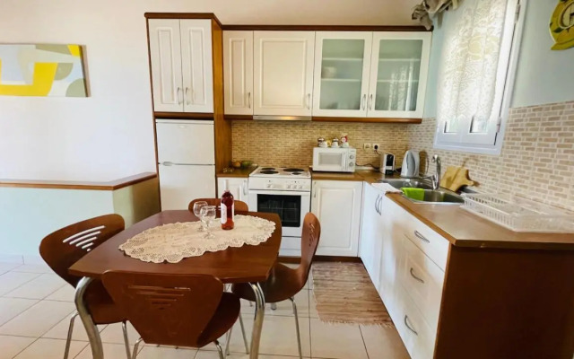 Glyfada beach two floors apartment 2-3 people