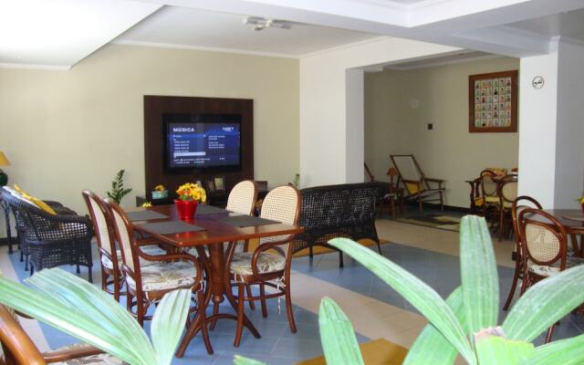 Golfinhos Apart Hotel