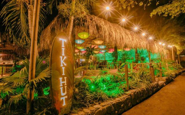 Tiki Hut Hostel Palomino