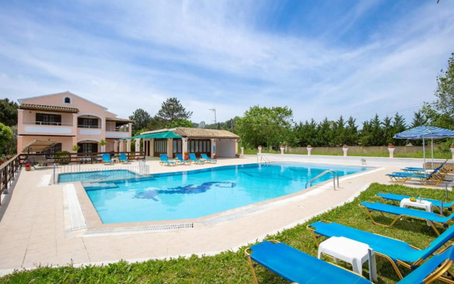 Nikos Pool Apartments Sidari