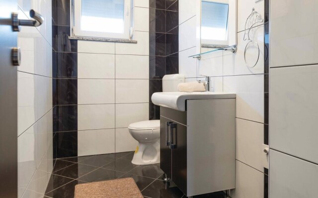 Stunning Home in Pula With Wifi and 7 Bedrooms
