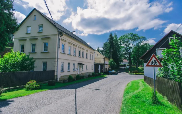 Lusatia House
