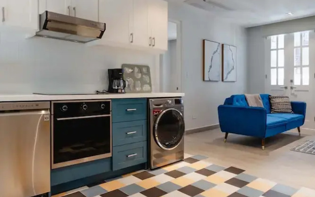 w Stunning 1BR w Balcony in Panama