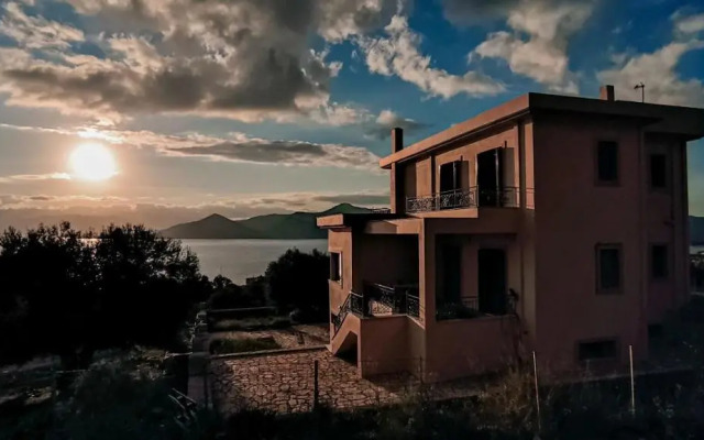 Villa Palairos