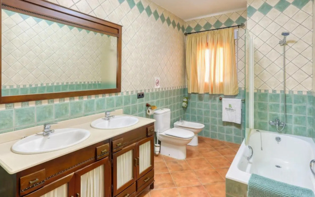 Casa Huerta Alejo Alozaina by Ruralidays