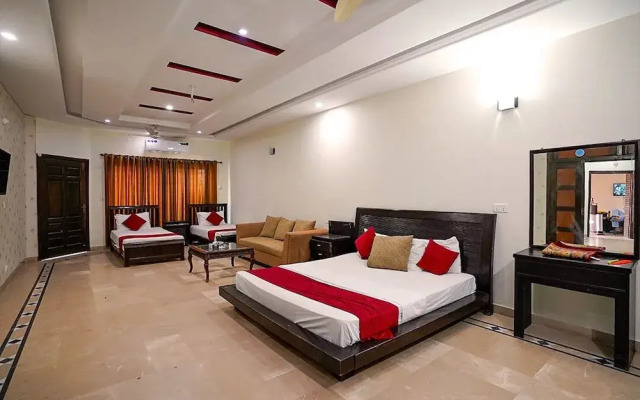 Capri Inn Guest House