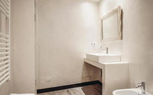 Arena Easy Suites Guesthouse