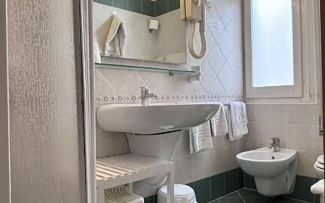 Family Hotel Pinetina Mare