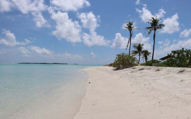 Reef Edge Thulusdhoo