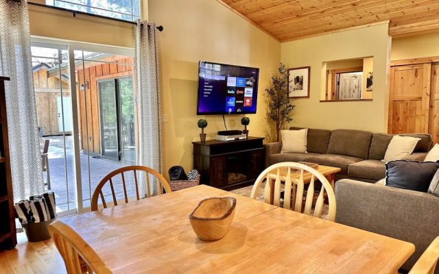 River Song Cabin 3 Bedroom Home