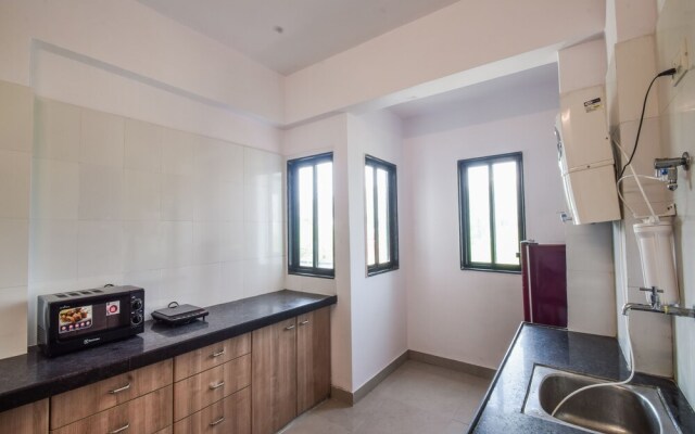 OYO 18861 Home Mount View Stay Goverdhan Villas