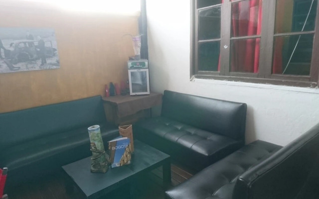 El Carnero B&B Hostel Group
