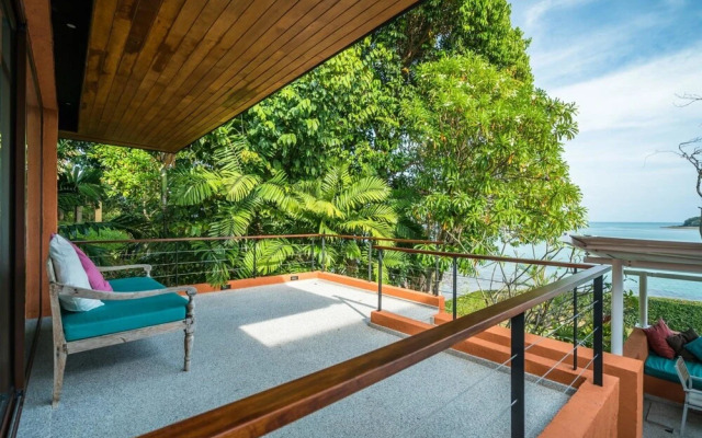 Nam Bo Villa by Lofty - Oceanfront Private Pool Villa With Maid and Cook