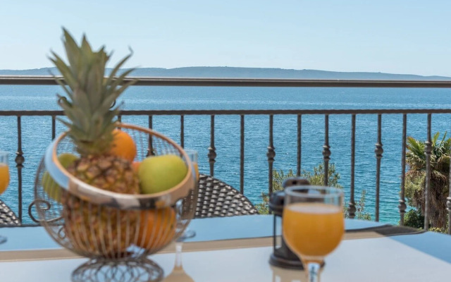 Daniela - Terrace With Amazing sea View - A1