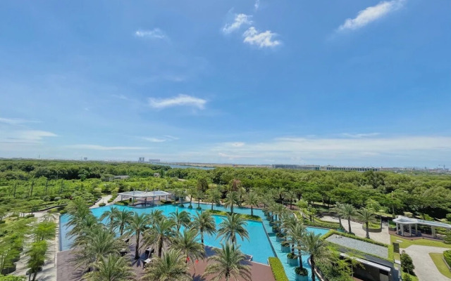 Gold Coast PIK Premium Seaview Apartment