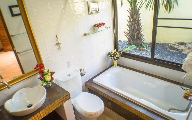 Coconut Paradise Villas