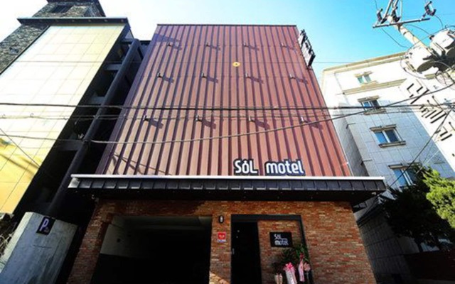 Sol Motel