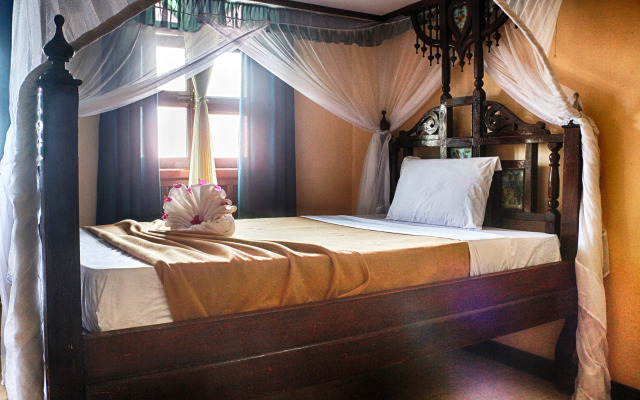 Tausi Palace Hotel