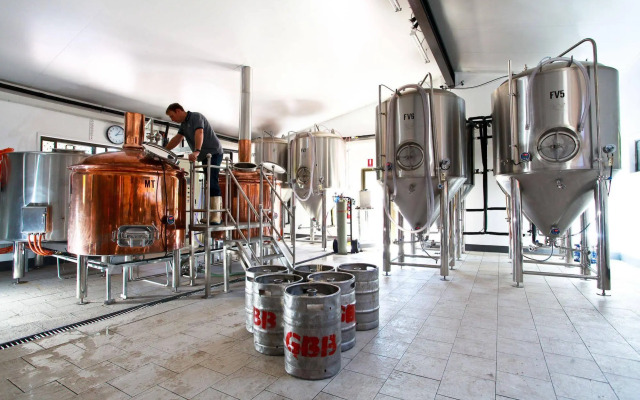 Happy Valley Retreat & Brewery