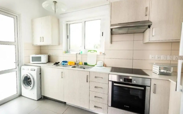 Remarkable 3-bed House in Paralimni