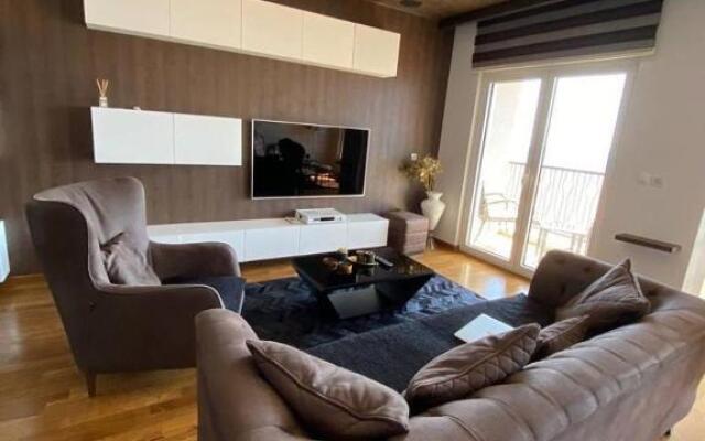 Apartments Hana 2