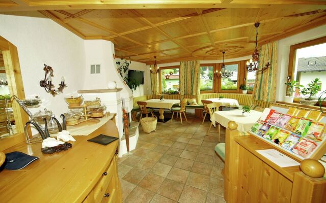 Beautiful Apartment in Sankt Anton Am Arlberg with Sauna