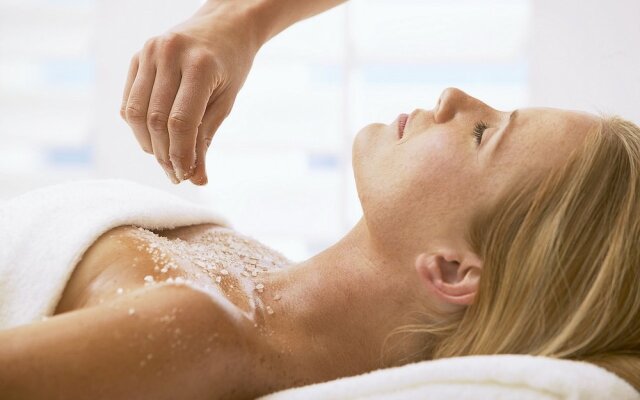 Sandrine Hotel & Spa