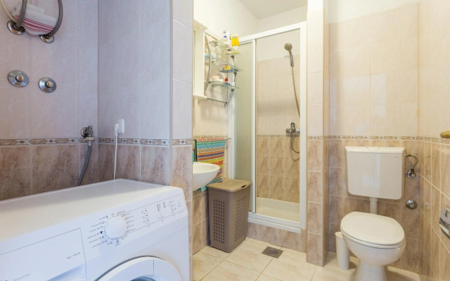 Apartments with a parking space Businci, Ciovo - 18800