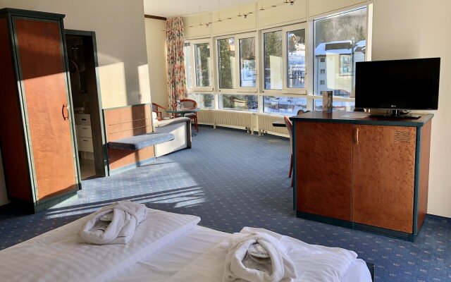 Thermalhotels und Walliser Alpentherme & SPA Leukerbad