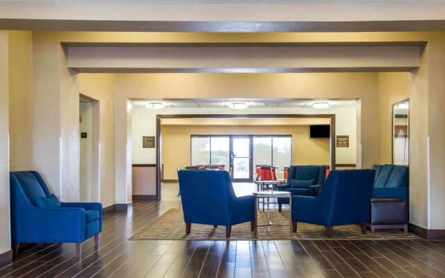 Comfort Inn & Suites Cave City