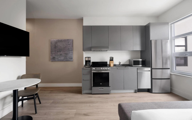 Reside NoMa, a Wyndham Residence