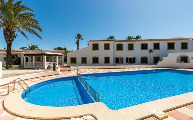 Apartamento En Complejo de Zonas Ajardinadas-C11