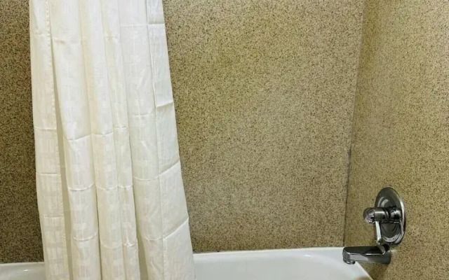 Executive Inn And Suites