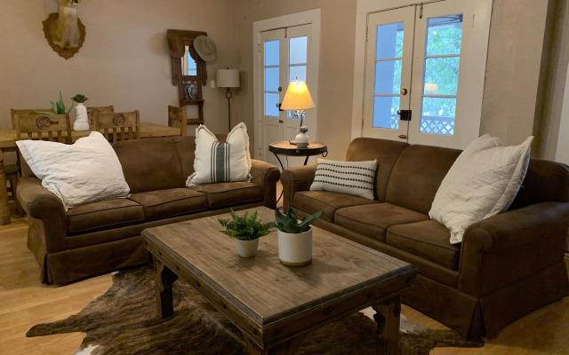 The Schmitz Bed & Breakfast