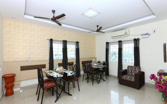 OYO 5045 Apartment NKS Leo Inn