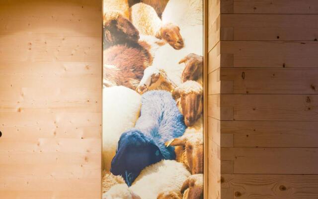 Ferienwohnungen am Berg - Giatla Haus