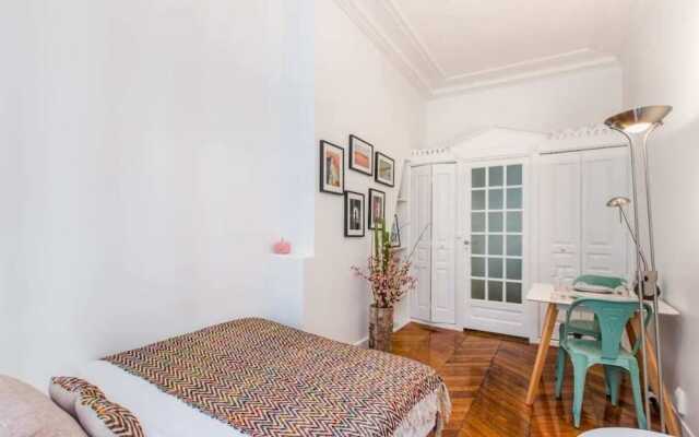 Nice 1 Bedroom for 4 Near Louvre