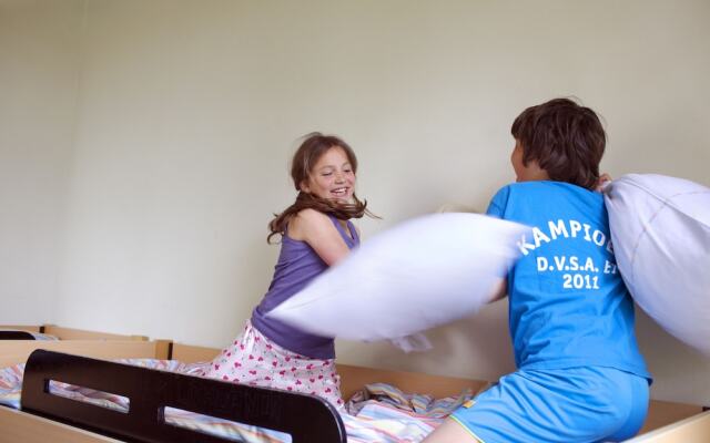 Stayokay Bergen Op Zoom - Hostel