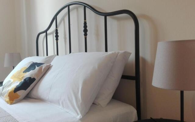 RUNFULIA Apartments & Rooms
