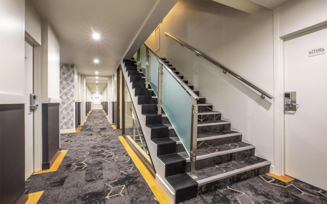 Gateway Hotel by Nightcap Plus