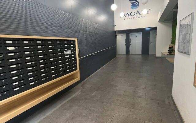 Dagály Apartments by UrbanRent